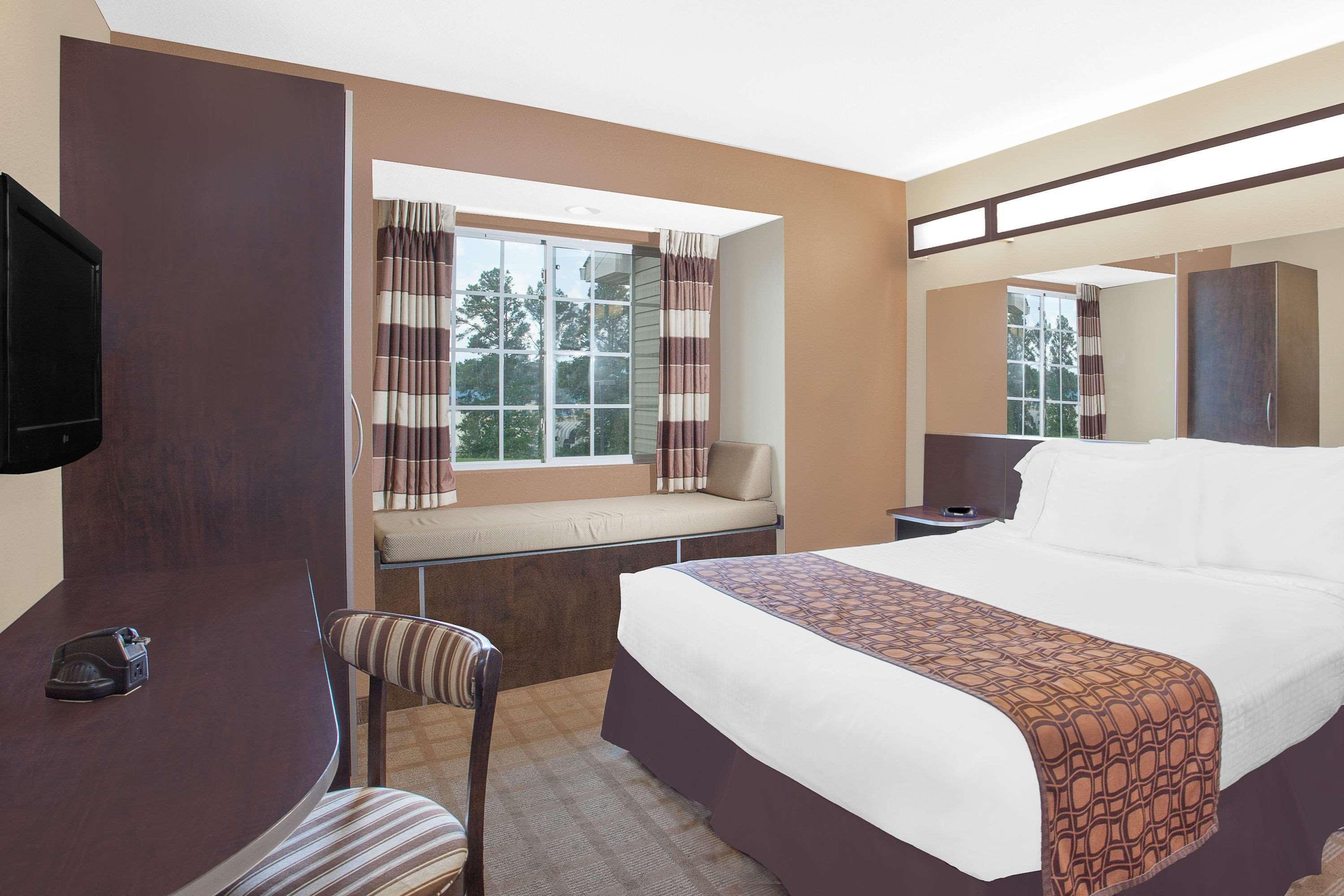 Microtel Inn & Suites By Wyndham Manchester - Newly Renovated Exterior photo