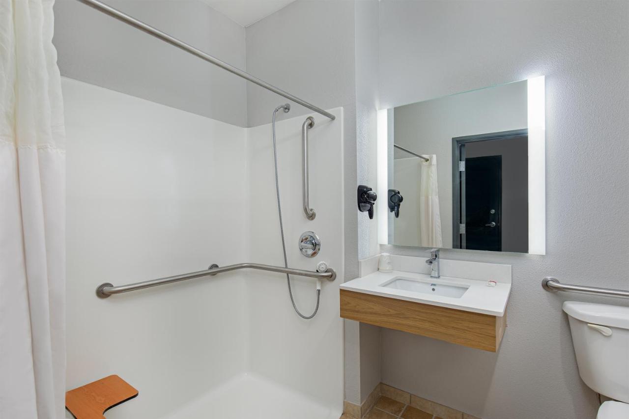 Microtel Inn & Suites By Wyndham Manchester - Newly Renovated Exterior photo