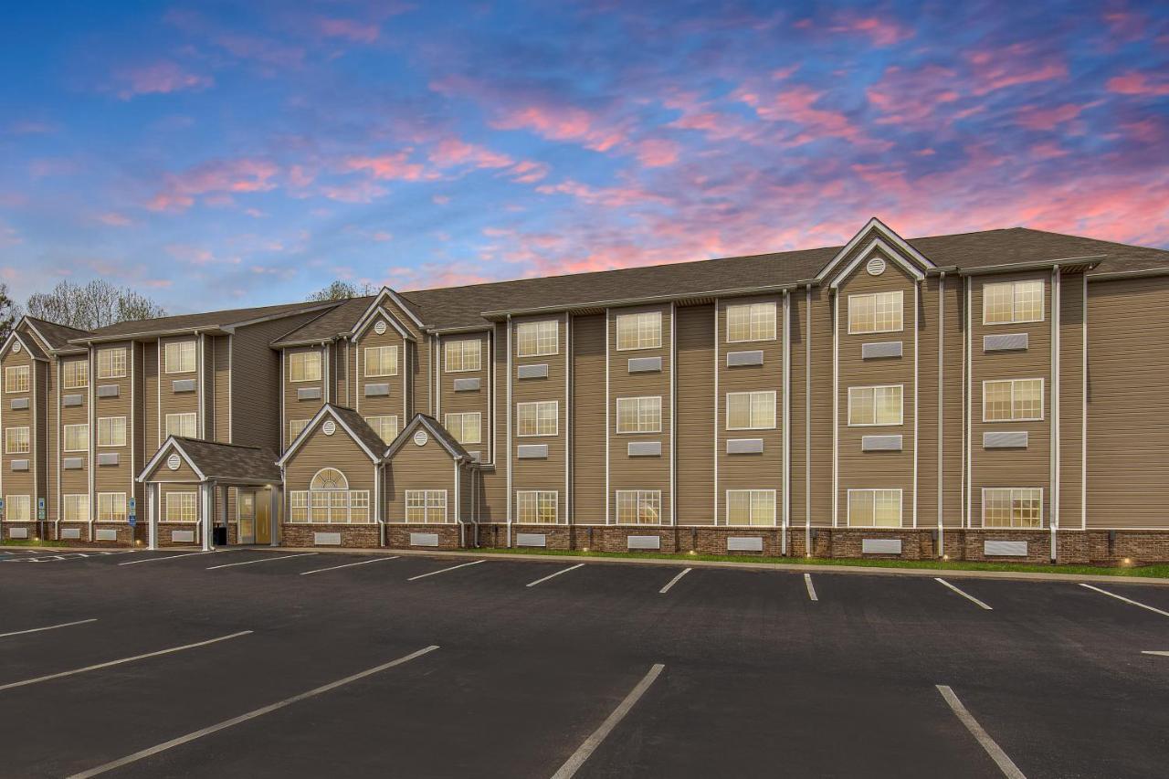 Microtel Inn & Suites By Wyndham Manchester - Newly Renovated Exterior photo